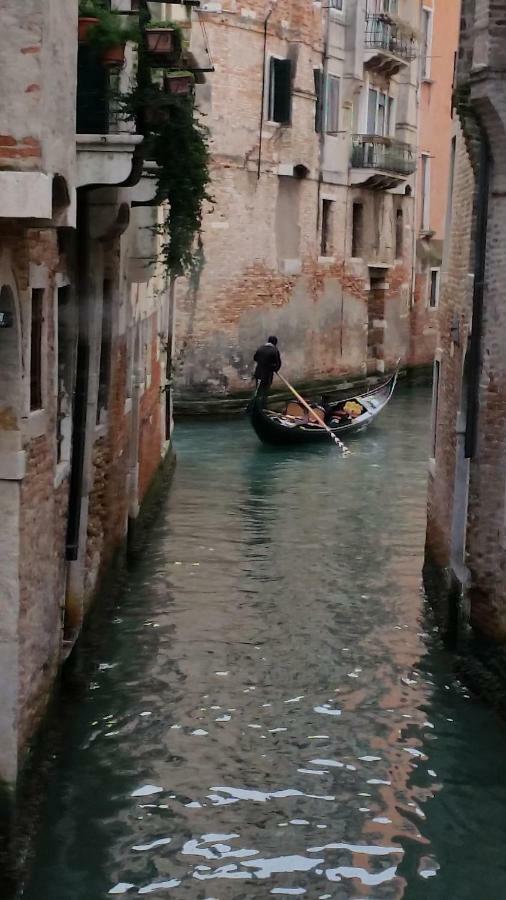 Appartamento Romantico Venesia Bagian luar foto