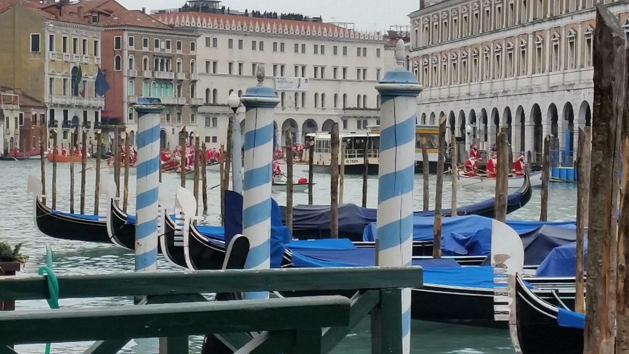 Appartamento Romantico Venesia Bagian luar foto